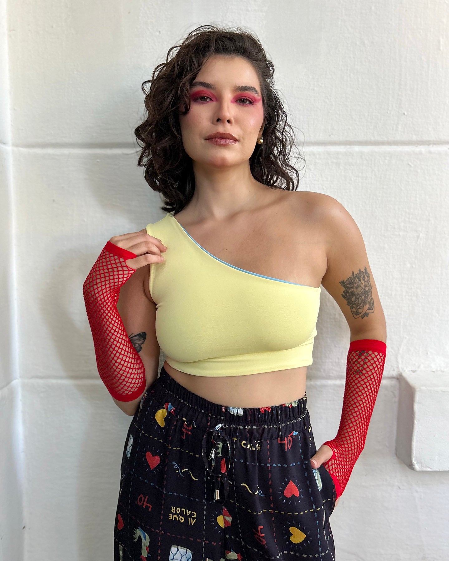 Top Ombro Só Amarelo + Azul